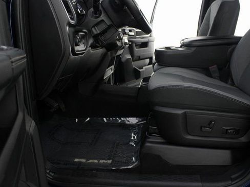 Used 2024 RAM 2500 Big Horn w/ Bed Utility Group image 15