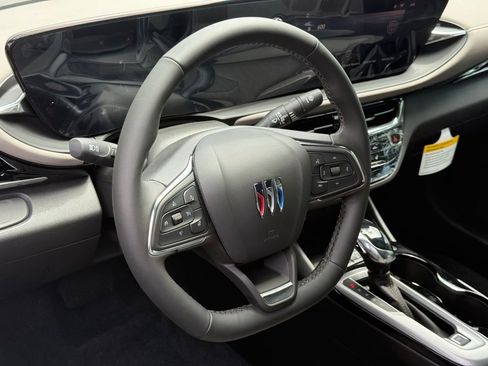 New 2026 Buick Envista Avenir FWD image 13