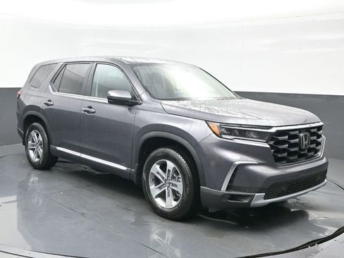 New 2025 Honda Pilot EX-L image 8