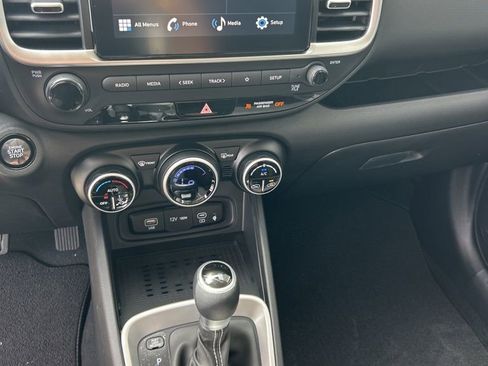 New 2026 Hyundai Venue SEL FWD image 10
