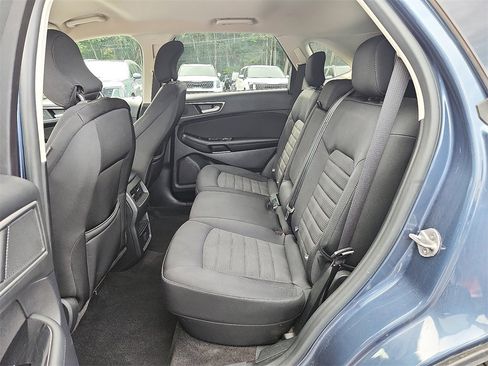 Used 2019 Ford Edge SEL image 10