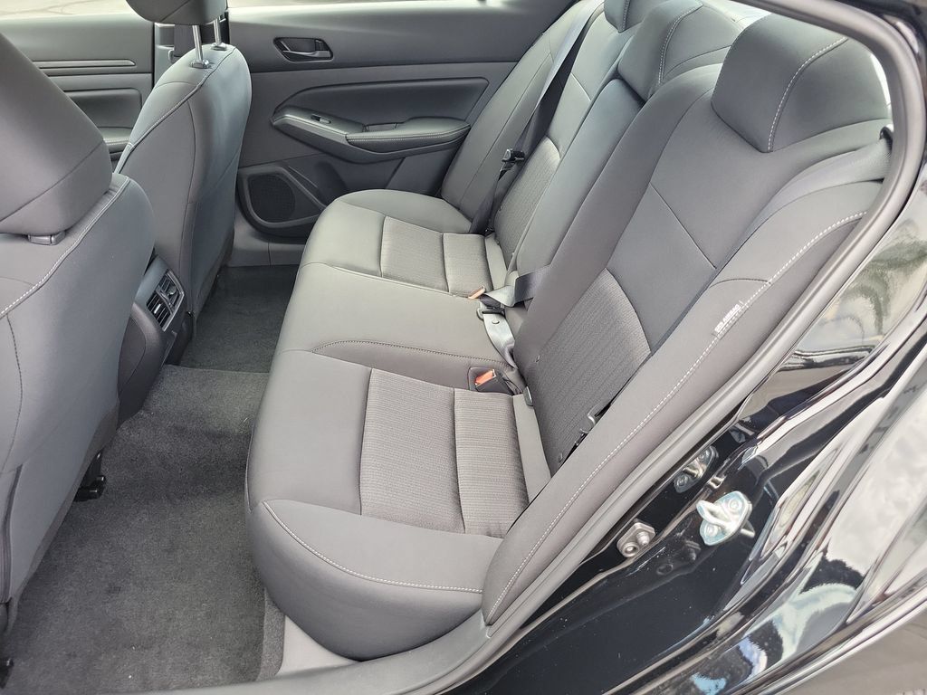 New 2026 Nissan Altima 2.5 SV w/ SV Special Edition Package FWD image 12