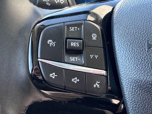 Used 2026 Ford Escape Platinum w/ Premium Technology Package image 39