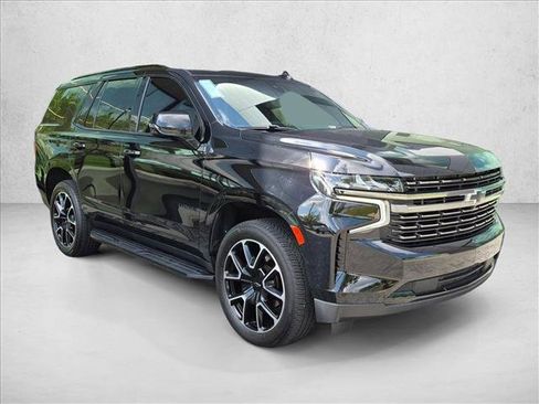 Used 2022 Chevrolet Tahoe RST w/ Luxury Package RWD image 3