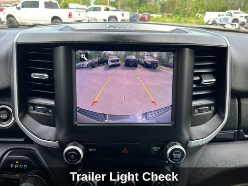 Used 2021 RAM 1500 Big Horn AWD/4WD image 23
