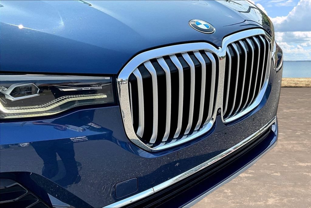 Used 2021 BMW X7 xDrive40i w/ Premium Package 2 AWD/4WD image 34