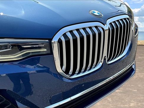 Used 2021 BMW X7 xDrive40i w/ Premium Package 2 AWD/4WD image 34