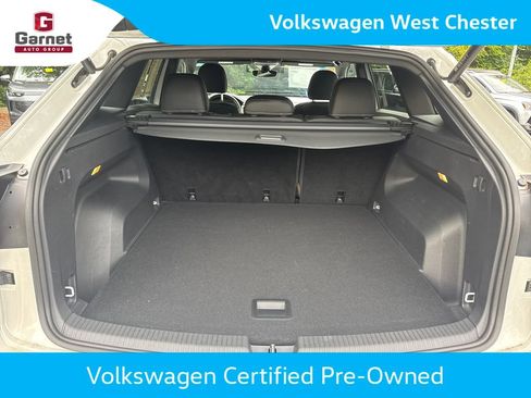 Certified 2023 Volkswagen Atlas Cross Sport SEL R-Line AWD/4WD image 31