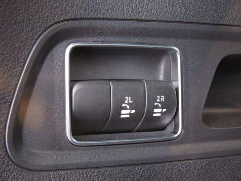 Certified 2025 Mercedes-Benz GLS 450 4MATIC image 26