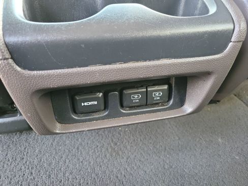 Used 2019 Honda Odyssey Elite image 18