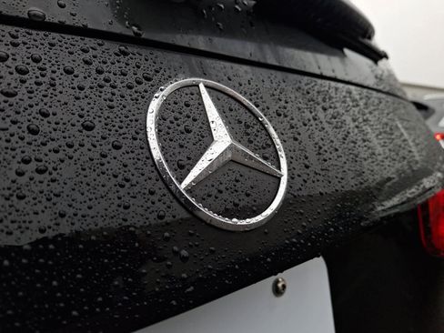 Used 2024 Mercedes-Benz GLB 250 4MATIC image 31