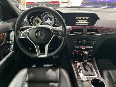 Used 2014 Mercedes-Benz C 250 Sedan image 38