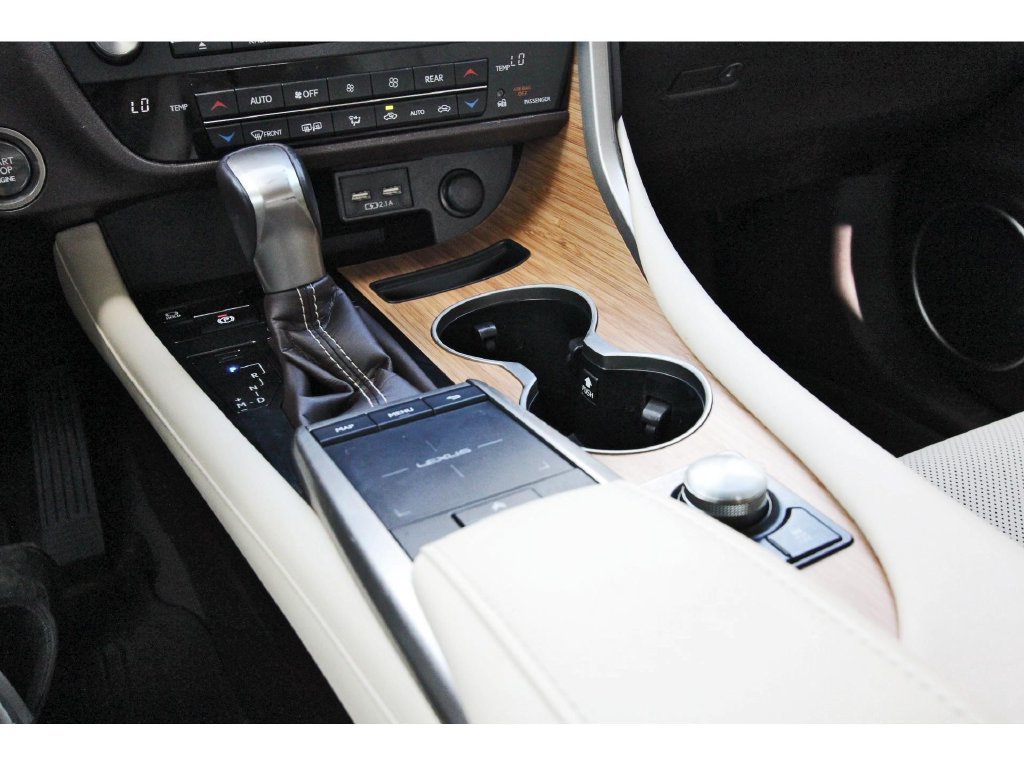 Used 2020 Lexus RX 350L FWD w/ Premium Package image 30