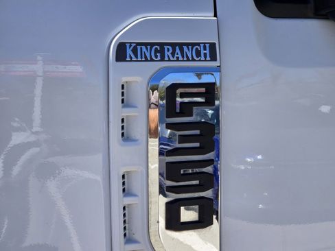 Used 2024 Ford F350 King Ranch w/ FX4 Off-Road Package AWD/4WD image 11