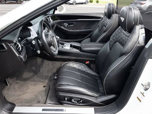 Used 2021 Bentley Continental GT V8 AWD/4WD image 29