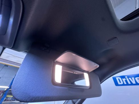 Used 2025 Chevrolet Silverado 1500 LTZ w/ LTZ Premium Package AWD/4WD image 33