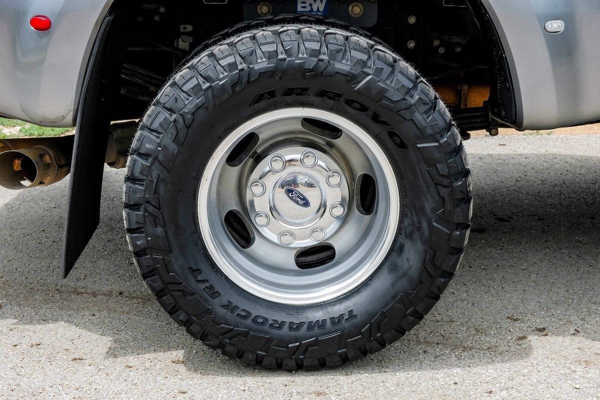 Used 2023 Ford F350 Lariat w/ FX4 Off-Road Package AWD/4WD image 60