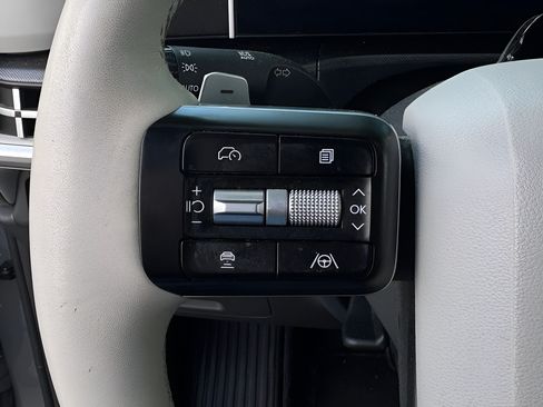 Used 2024 Hyundai Santa Fe SEL AWD/4WD image 24