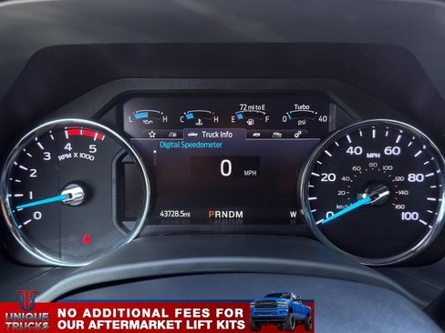 Used 2022 Ford F250 Lariat w/ Black Appearance Package AWD/4WD image 37