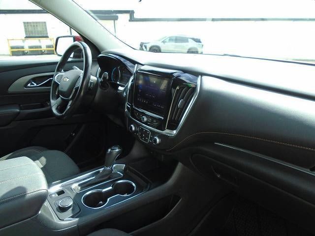 Used 2020 Chevrolet Traverse LT w/ Driver Confidence II Package AWD/4WD image 25