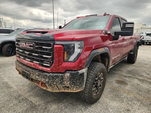 Used 2024 GMC Sierra 2500 AT4X AWD/4WD image 3