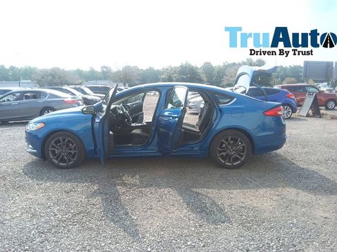 Used 2018 Ford Fusion S w/ Equipment Group 101A FWD image 12