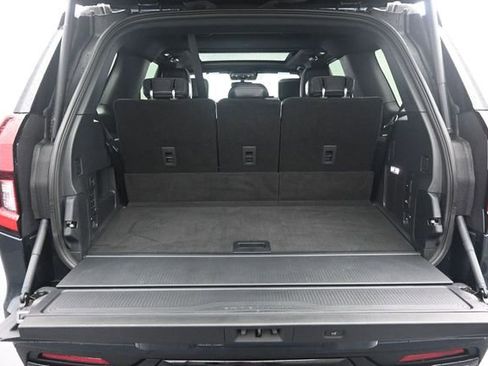 Used 2025 Ford Expedition Platinum w/ Stealth Performance Package AWD/4WD image 19
