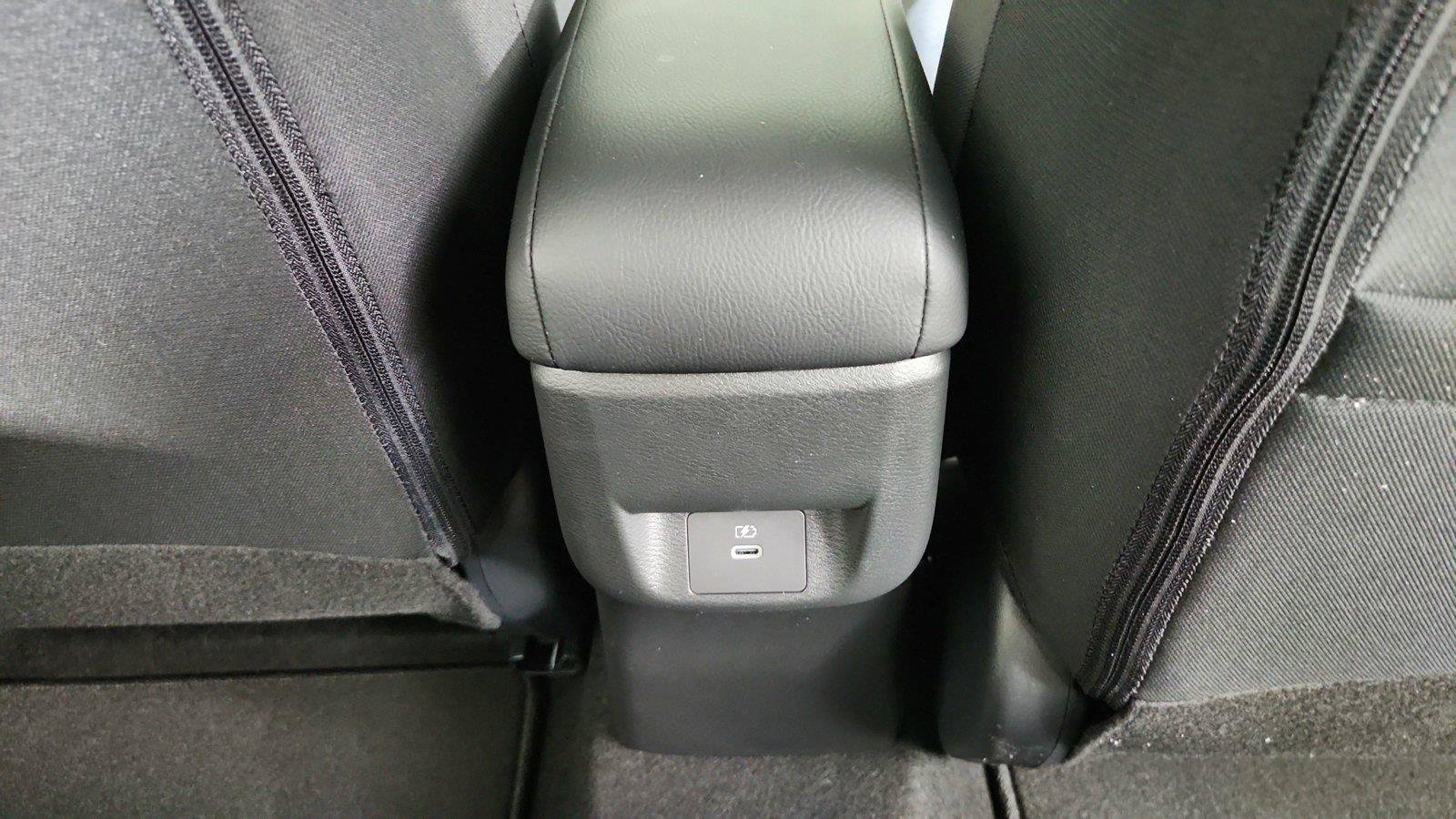 Used 2025 Nissan Versa SV w/ Trunk Package FWD image 20