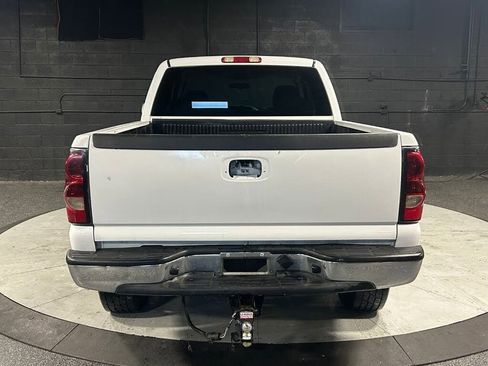 Used 2005 Chevrolet Silverado 1500 w/ Light Duty Power Package image 4