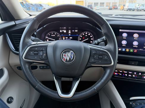 Used 2021 Buick Envision Avenir image 16