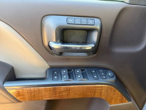 Used 2018 GMC Sierra 1500 SLT w/ SLT Premium Package RWD image 4