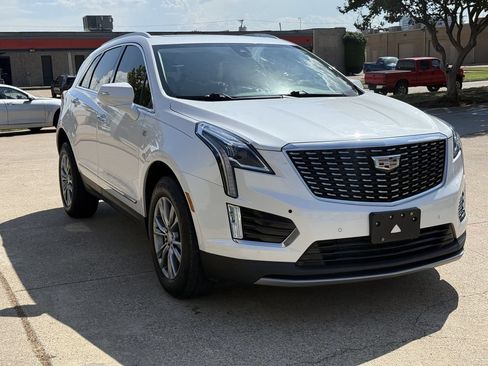 Used 2021 Cadillac XT5 Premium Luxury w/ LPO, Floor Liner Package FWD image 3