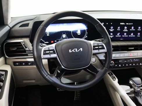 Used 2024 Kia Telluride SX Prestige image 14
