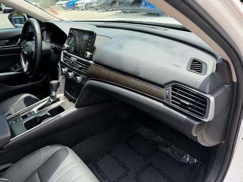 Used 2021 Honda Accord EX-L image 18