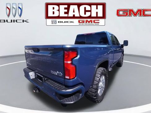 Used 2025 Chevrolet Silverado 2500 High Country AWD/4WD image 3