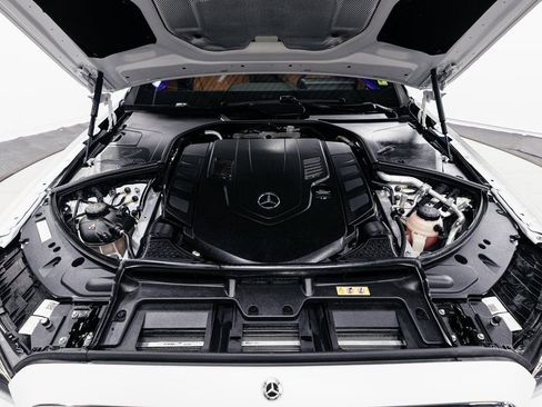 Used 2024 Mercedes-Benz S 580 4MATIC Sedan image 39