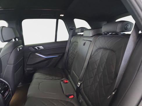 New 2026 BMW X5 xDrive50e w/ Climate Comfort Package image 9