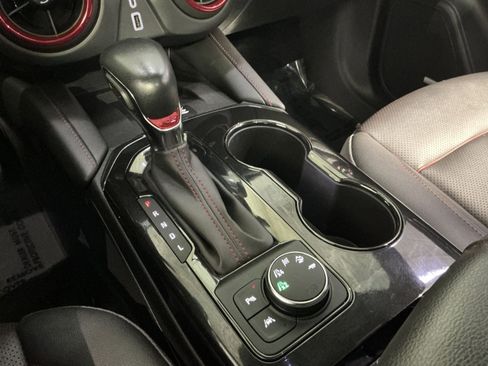 Used 2021 Chevrolet Blazer RS w/ Enhanced Convenience Package image 23