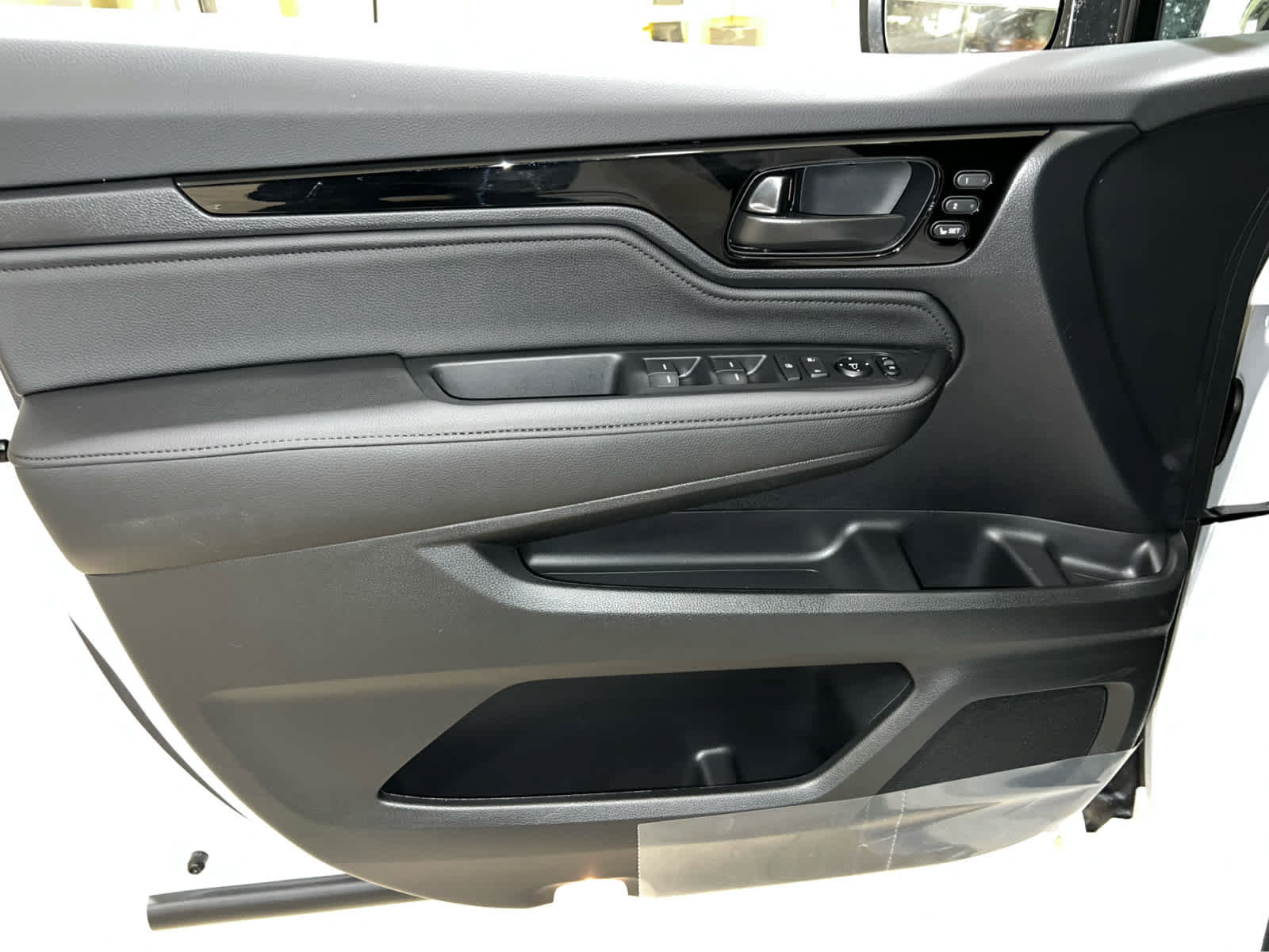 New 2027 Honda Odyssey Touring image 14