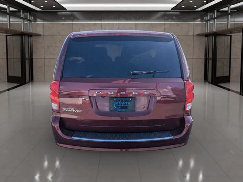 Used 2019 Dodge Grand Caravan SE w/ UConnect Hands-Free Group FWD image 20