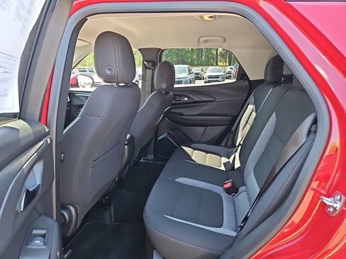 Used 2026 Chevrolet TrailBlazer LT w/ Driver Confidence Package AWD/4WD image 10