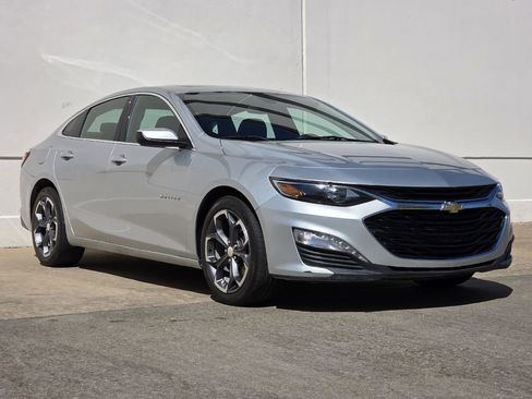 Used 2022 Chevrolet Malibu LT image 6