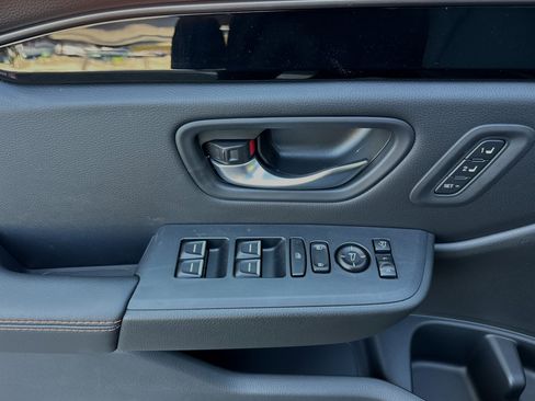 New 2025 Honda Pilot TrailSport image 10