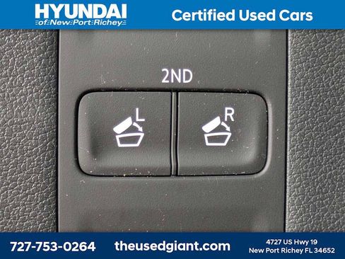 Used 2024 Hyundai Palisade SEL w/ Premium Package image 14