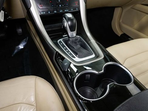 Used 2014 Ford Fusion SE w/ Equipment Group 502A image 18