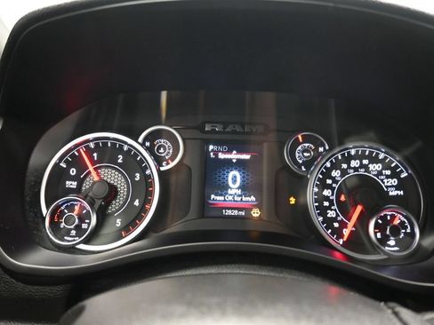 Used 2025 RAM 3500 Tradesman AWD/4WD image 16