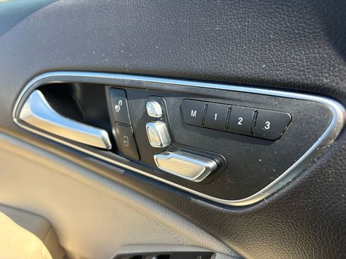 Used 2019 Mercedes-Benz CLA 250 image 22