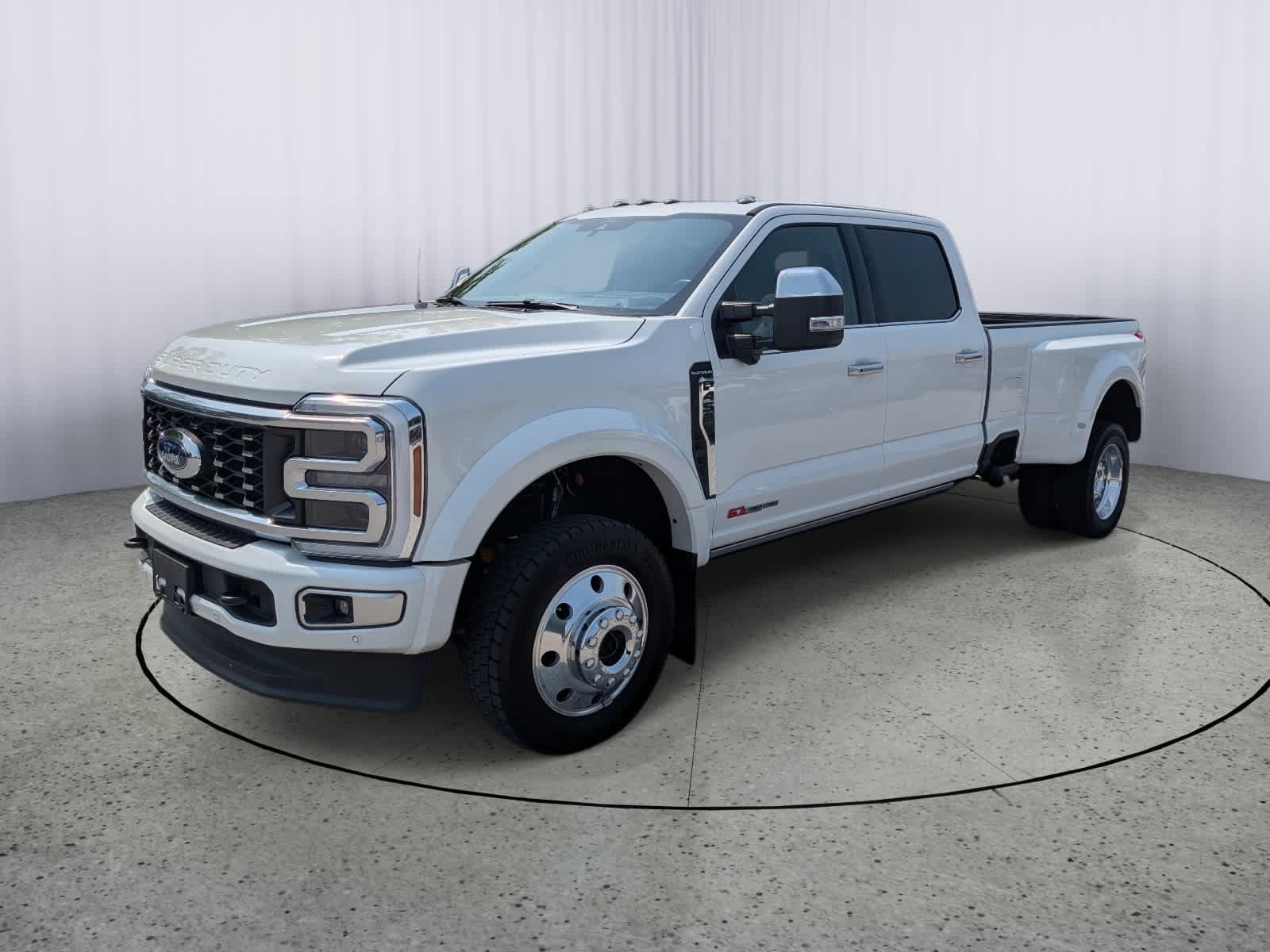 Used 2025 Ford F450 Platinum w/ Platinum Plus Package AWD/4WD image 7