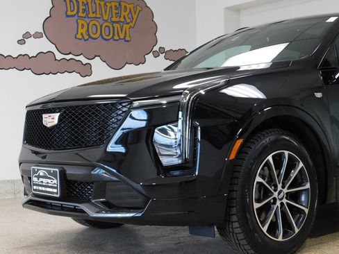 Used 2024 Cadillac XT4 Sport w/ LPO, Floor Liner Package AWD/4WD image 16