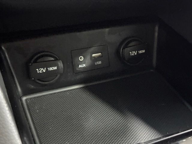 Used 2019 Hyundai Ioniq Blue FWD image 18